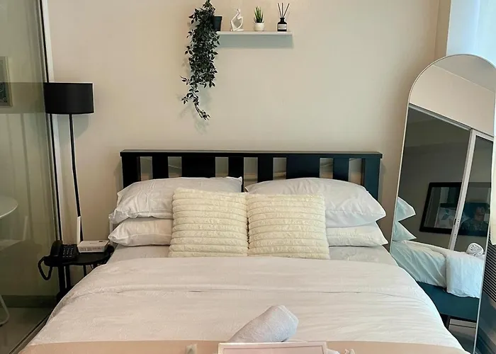 Apartamento Azure View 1br Near At The Airport *