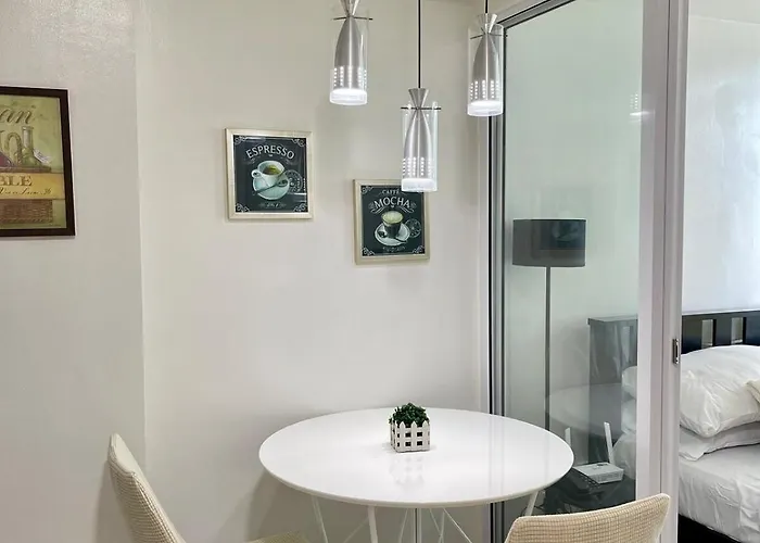 Azure View 1br Near At The Airport *